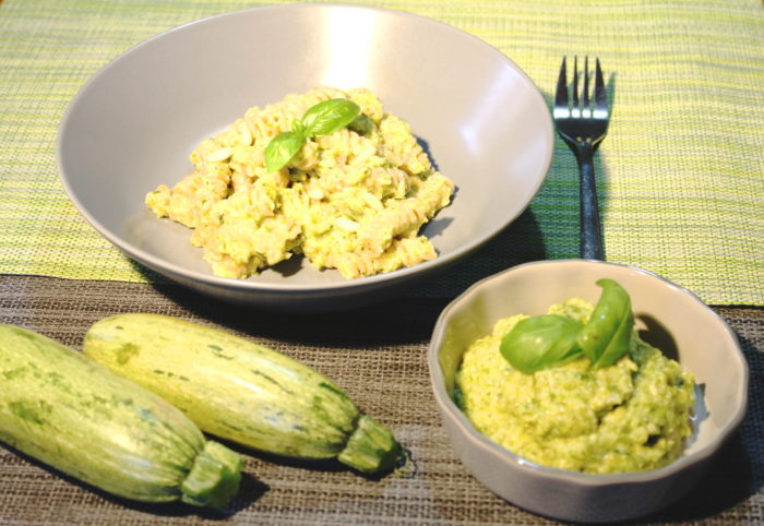 Pesto di Zucchine - Ricette Passo Passo con foto