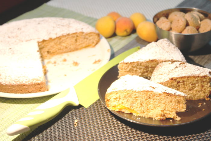 Torta amaretti e albicocche - Ricette Passo Passo con foto