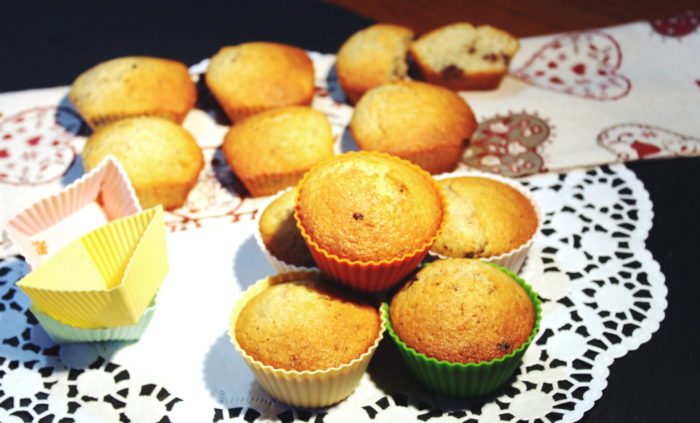 Muffin con gocce di cioccolato - Ricette Passo Passo con foto