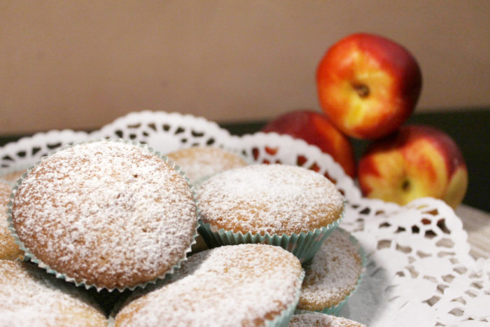 Muffin con cuore di pesca - Ricette Passo Passo con foto