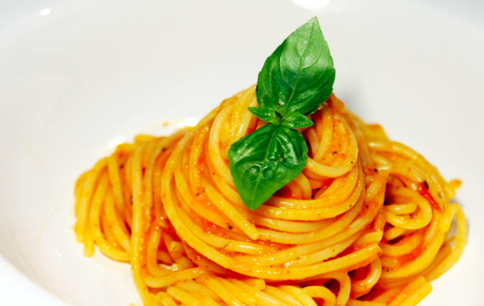 Pasta con crema di peperoni - Ricette Passo Passo con foto