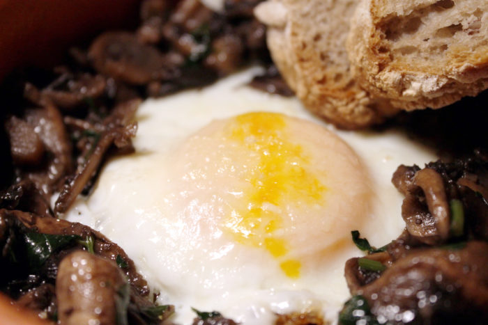 Uova ai funghi - Ricette Passo Passo con foto