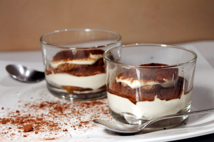 Tiramisù con yogurt e mascarpone - Ricette Passo Passo con foto