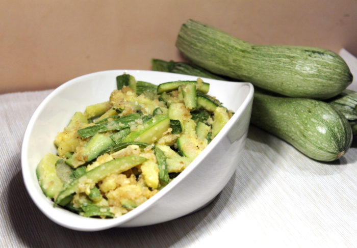 Zucchine sabbiose in padella - Ricette Passo Passo con foto