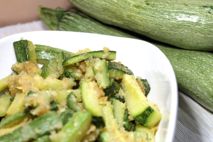 Zucchine sabbiose in padella - Ricette Passo Passo con foto