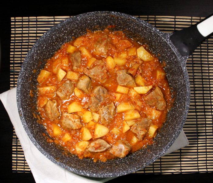 Spezzatino di vitello con patate - Ricette Passo Passo con foto