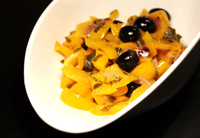 Peperoni e olive in padella - Ricette Passo Passo con foto