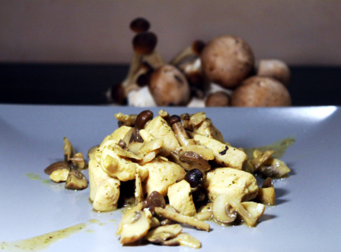 Pollo con funghi e curry - Ricette Passo Passo con foto