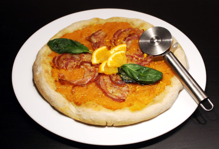 Pizza napoletana zucca e pancetta - Ricette Passo Passo con foto