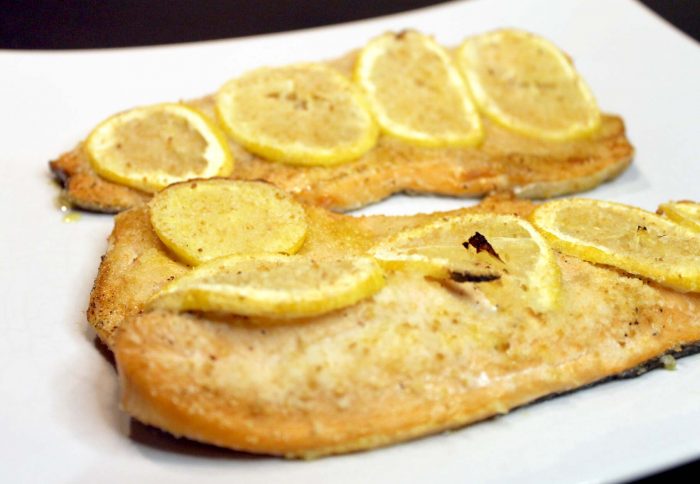 Filetti di trota salmonata al limone - Ricette Passo Passo con foto